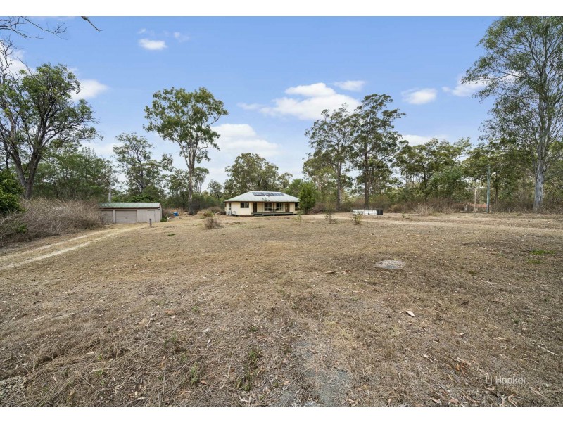 31 Cambridge Drive, Mount Hallen QLD 4312