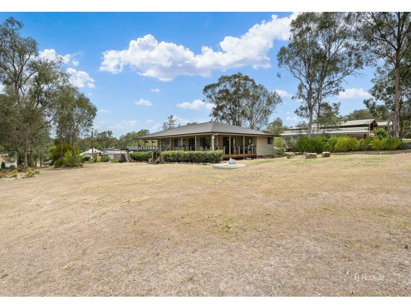 17 Church Street, Moore QLD 4306