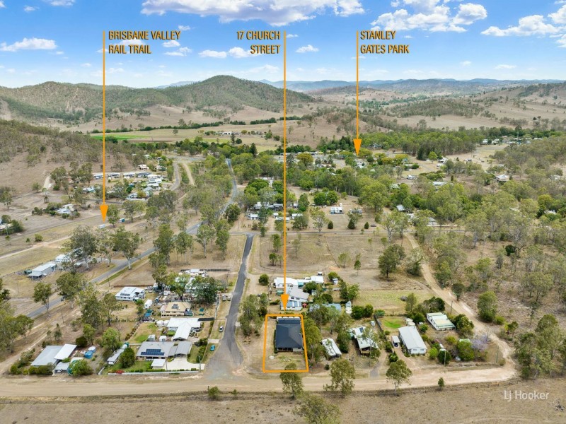 17 Church Street, Moore QLD 4306