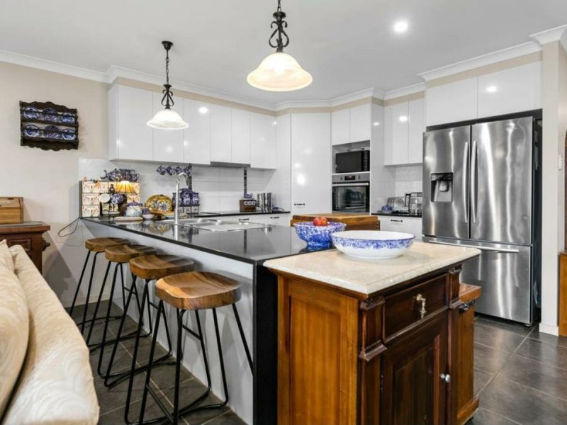 69 Settlers Rise, Woolmar QLD 4515