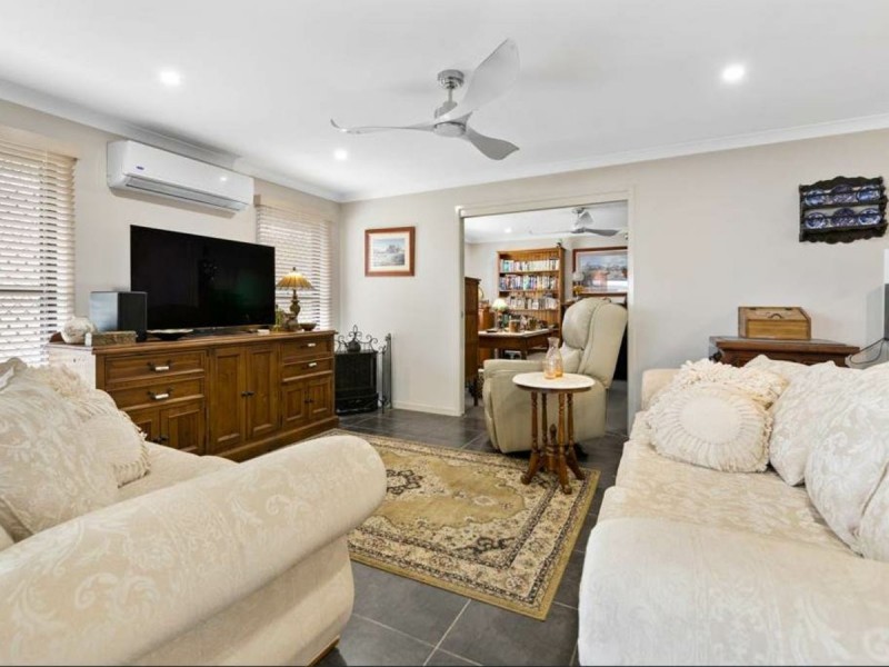 69 Settlers Rise, Woolmar QLD 4515