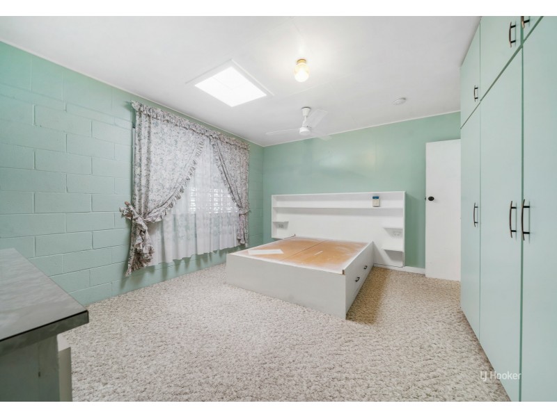 15 Barbour Street, Esk QLD 4312