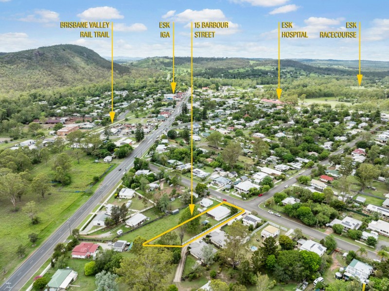 15 Barbour Street, Esk QLD 4312