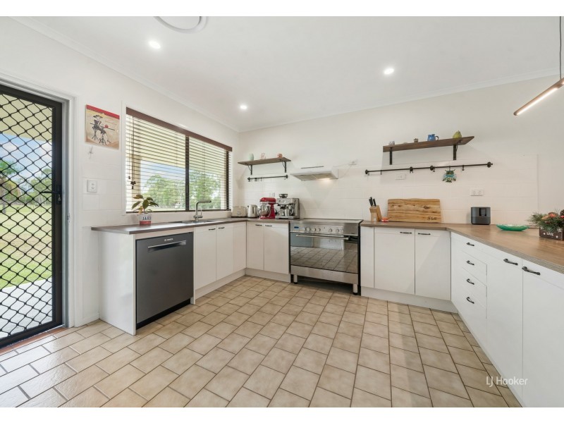 88 Allambie Road, Coominya QLD 4311