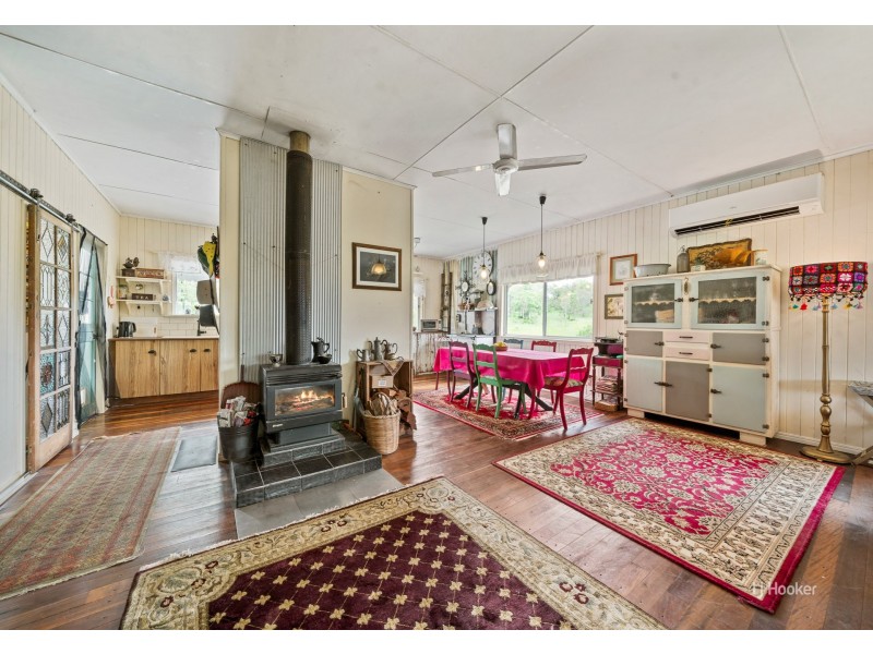 106 Baisdens Lane, Toogoolawah QLD 4313