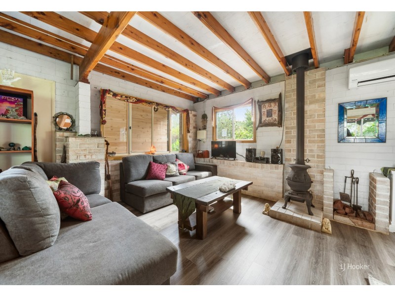 58 Hilary Road, Benarkin North QLD 4306