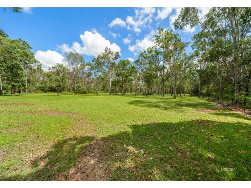 32 Laurel Street, Esk QLD 4312