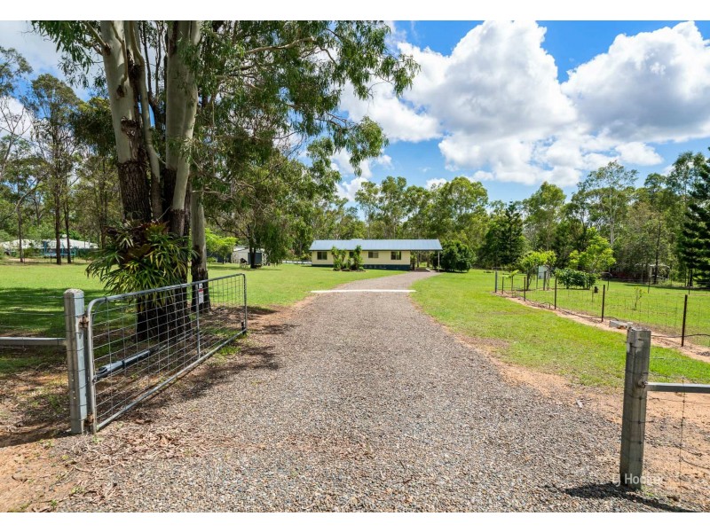 32 Laurel Street, Esk QLD 4312