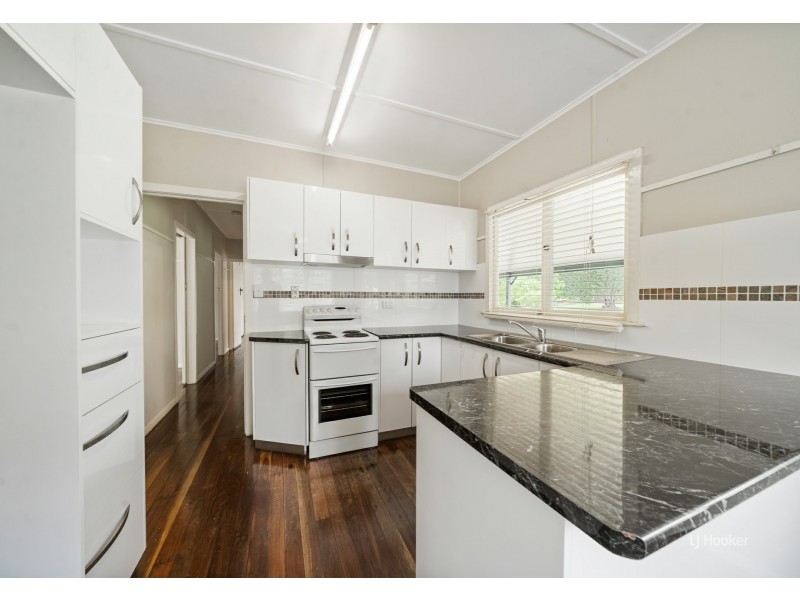 278 Ipswich Street, Esk QLD 4312