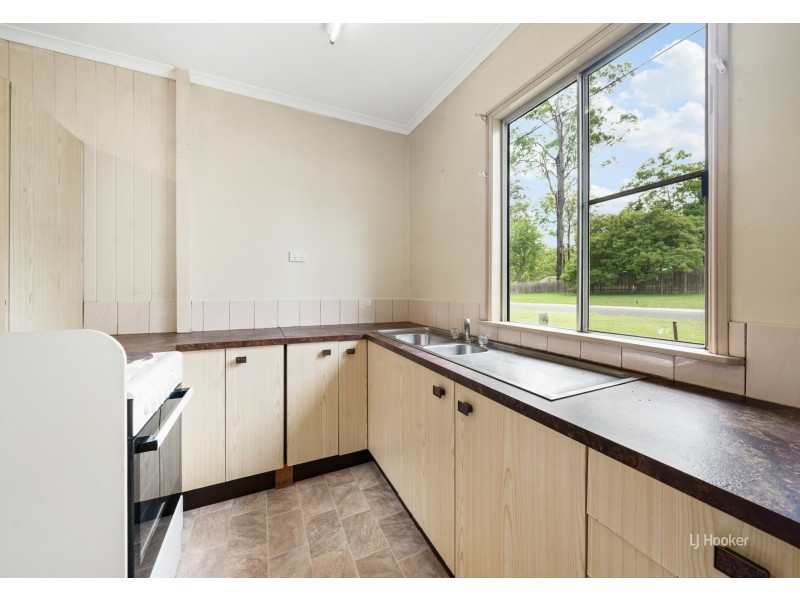 35 Morris Street, Blackbutt QLD 4306