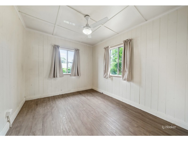 35 Morris Street, Blackbutt QLD 4306