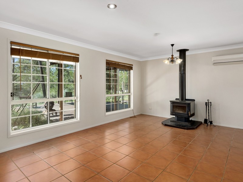 30 Nottingham Drive, Mount Hallen QLD 4312