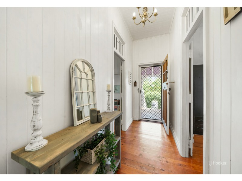52 Dingyarra Street, Toogoolawah QLD 4313
