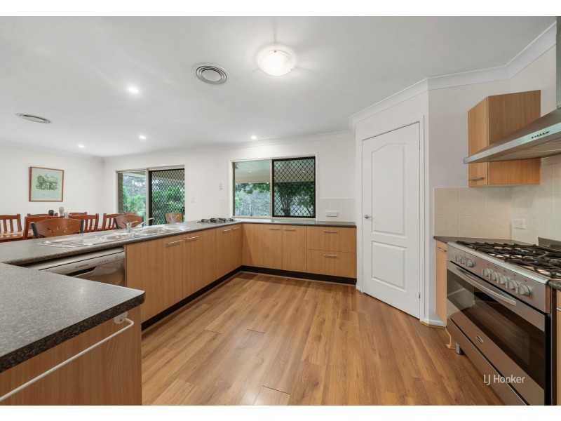 652 Esk Crows Nest Road, Biarra QLD 4313