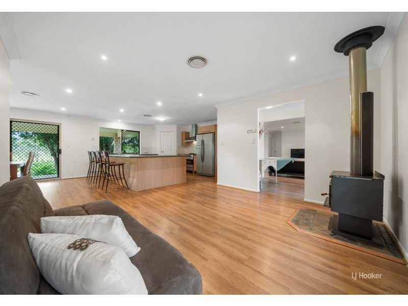 652 Esk Crows Nest Road, Biarra QLD 4313