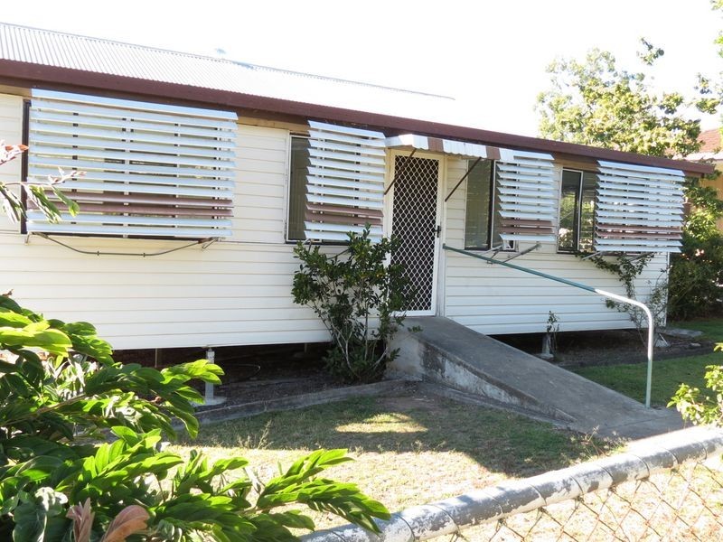 10 Alexandra Street, Toogoolawah QLD 4313