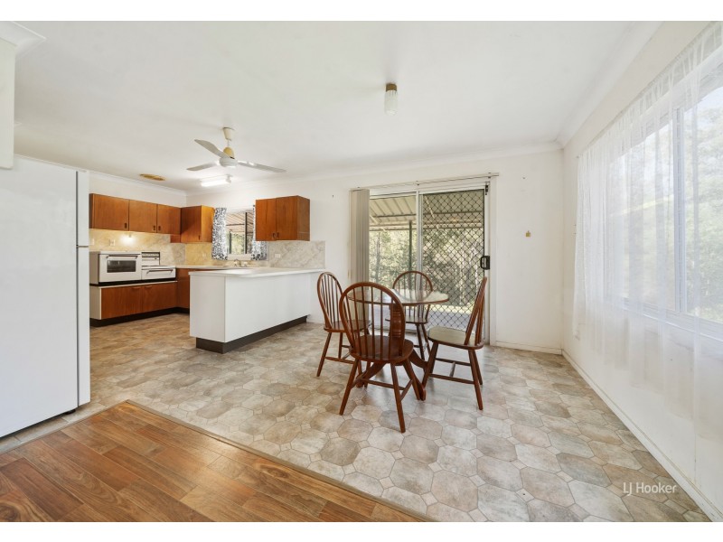 6 Stanley Street, Moore QLD 4306