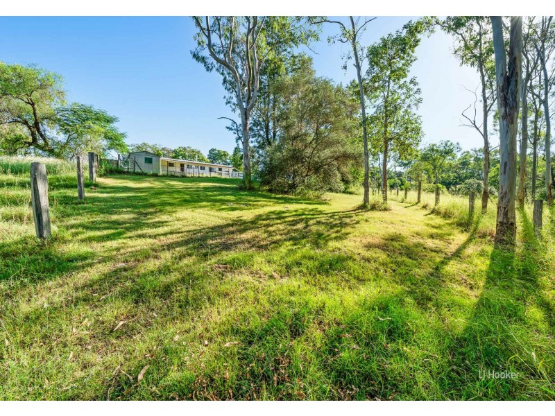 6 Stanley Street, Moore QLD 4306