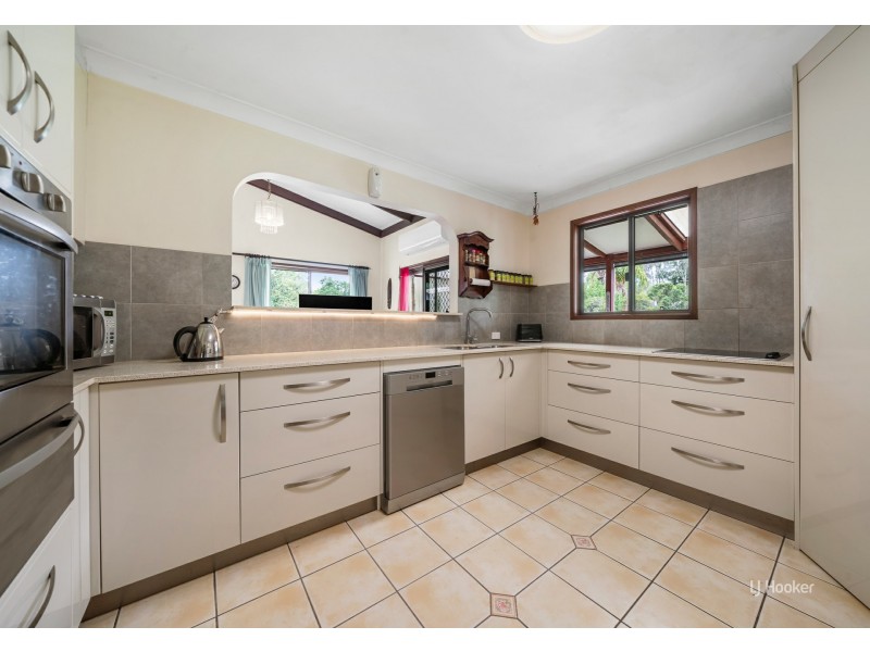 232 Esk-Hampton Road, Esk QLD 4312