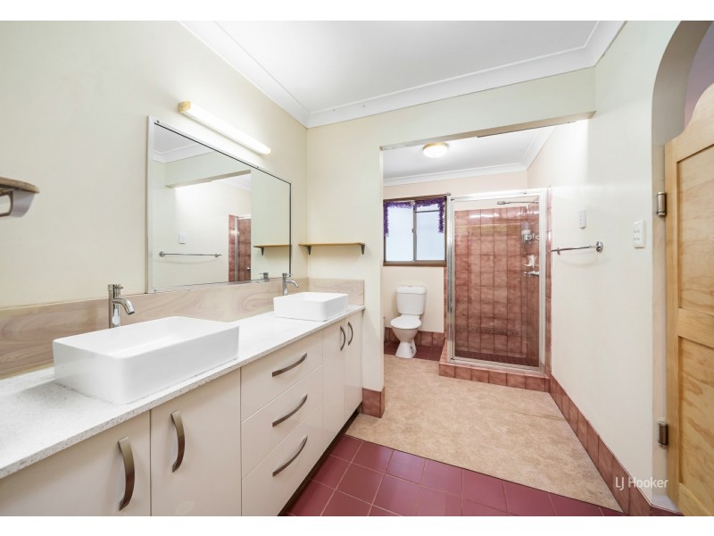 232 Esk-Hampton Road, Esk QLD 4312