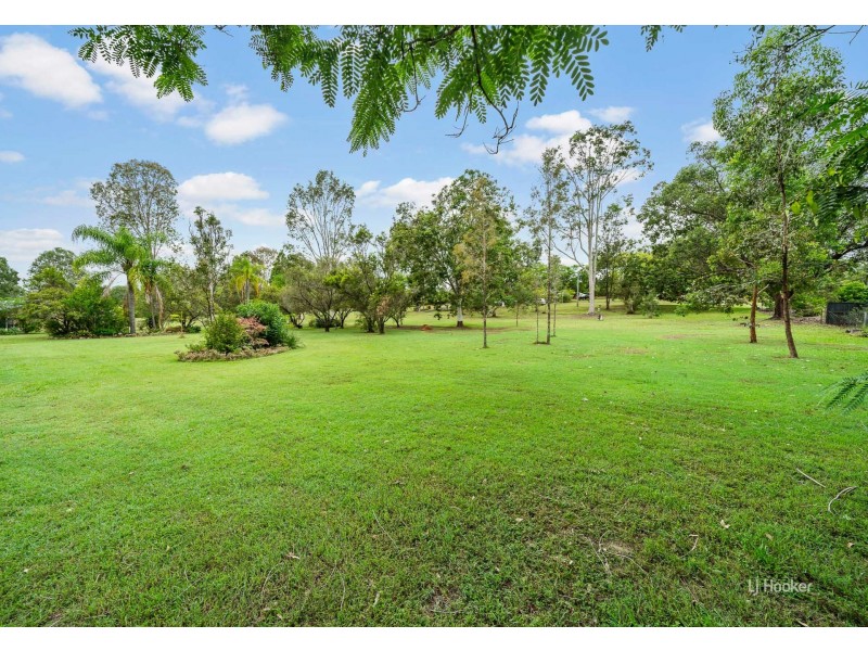 232 Esk-Hampton Road, Esk QLD 4312