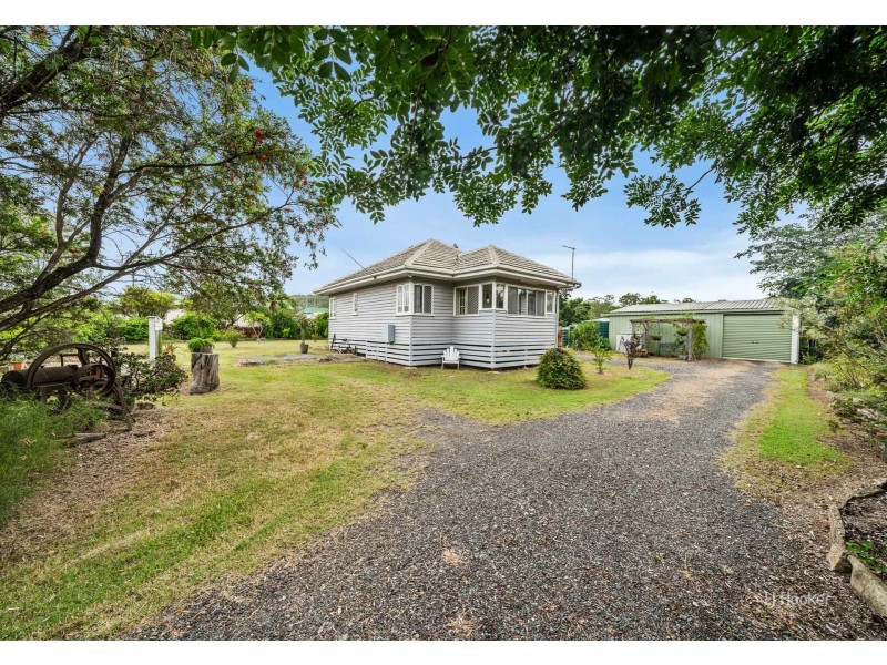 4 Rashford Street, Esk QLD 4312