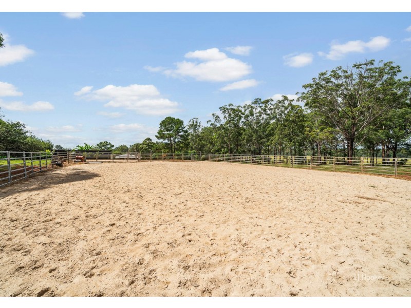 9 Griffin Road, Blackbutt QLD 4306