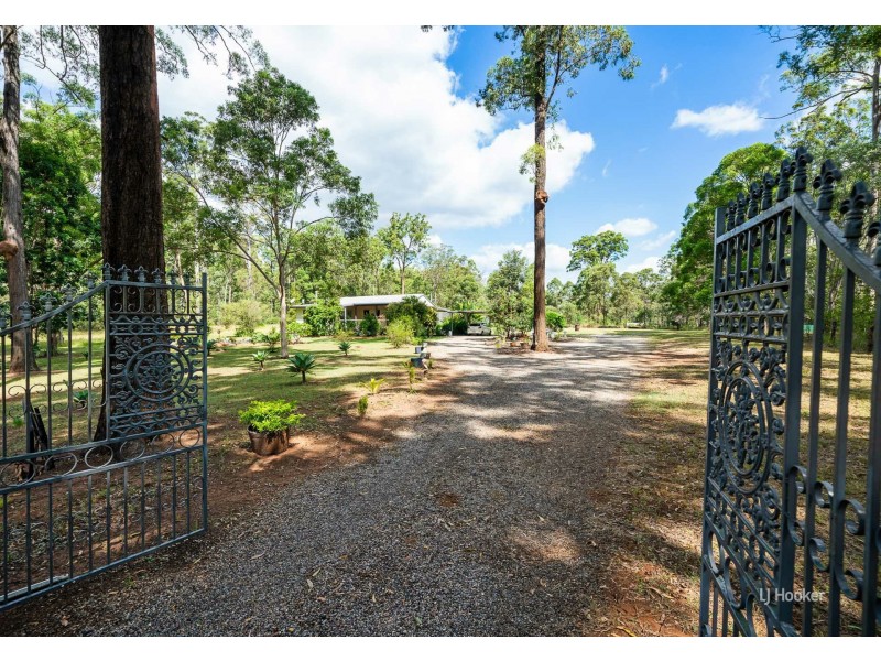 54 Gilliland Crescent, Blackbutt North QLD 4306