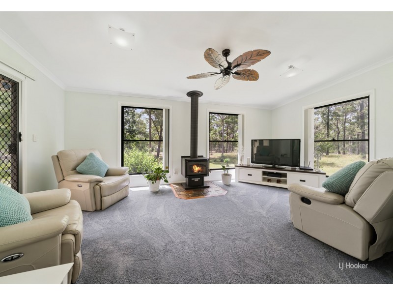 54 Gilliland Crescent, Blackbutt North QLD 4306