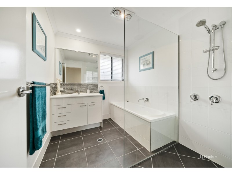 44 Settlers Rise, Woolmar QLD 4515