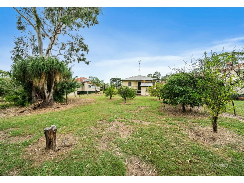 65 Dingyarra Street, Toogoolawah QLD 4313