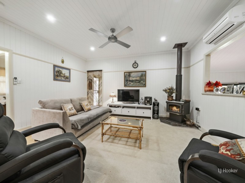 31 Burrows Street, Moore QLD 4306