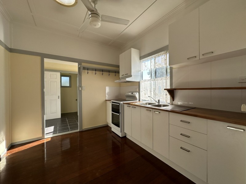 59 Dingyarra Street, Toogoolawah QLD 4313