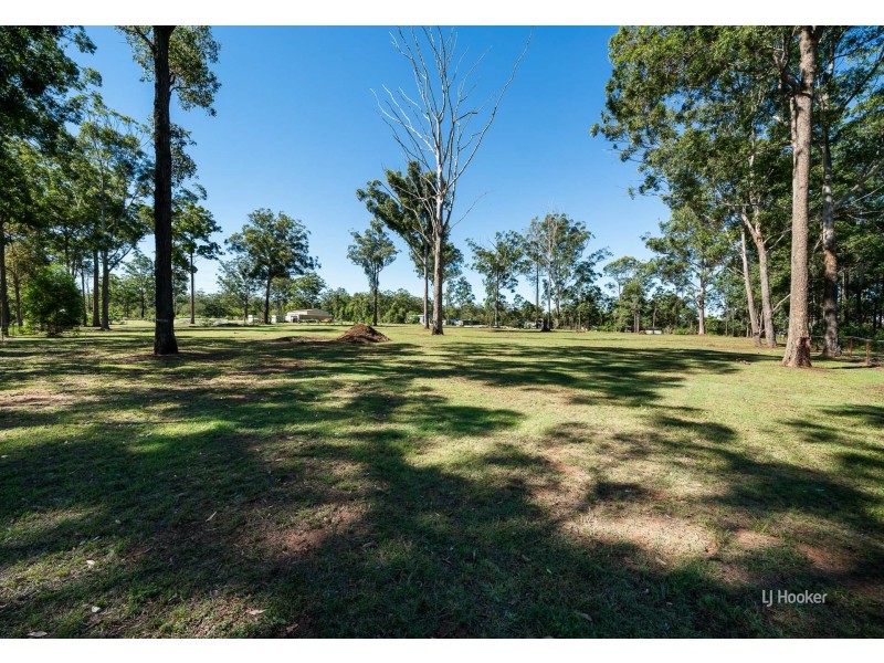 230 Martin Crescent, Benarkin North QLD 4306