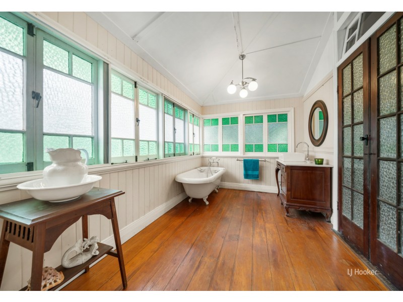 57 Ogilvie Road, Blackbutt South QLD 4306