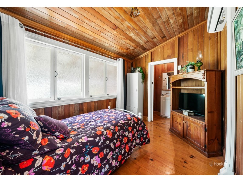 57 Ogilvie Road, Blackbutt South QLD 4306