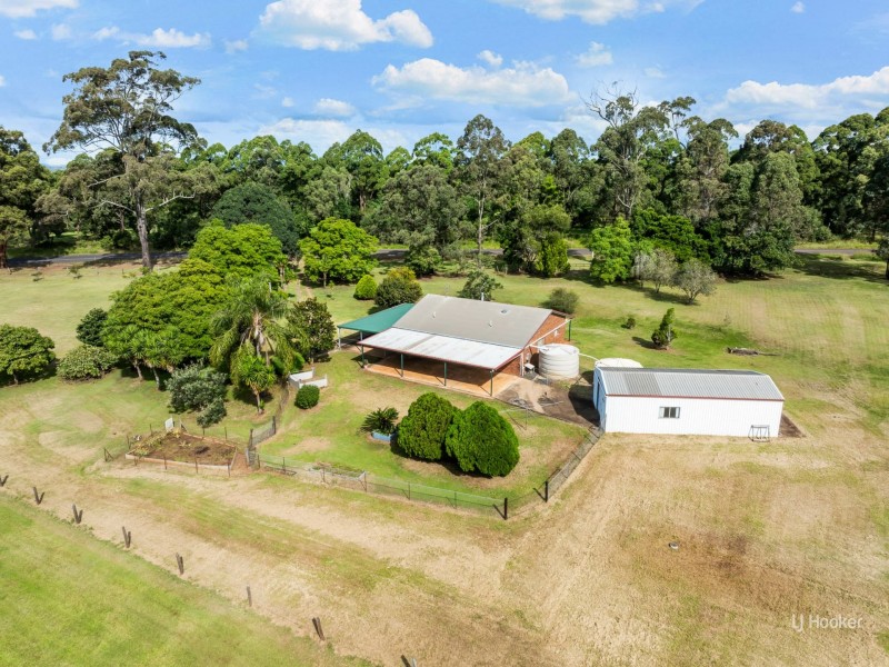 252 Blackbutt Crows Nest Road, Blackbutt South QLD 4306