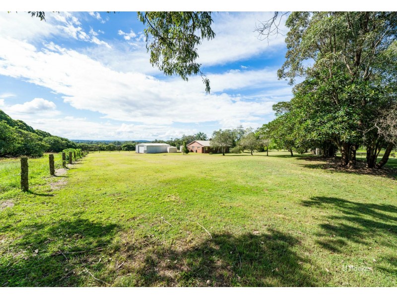 252 Blackbutt Crows Nest Road, Blackbutt South QLD 4306