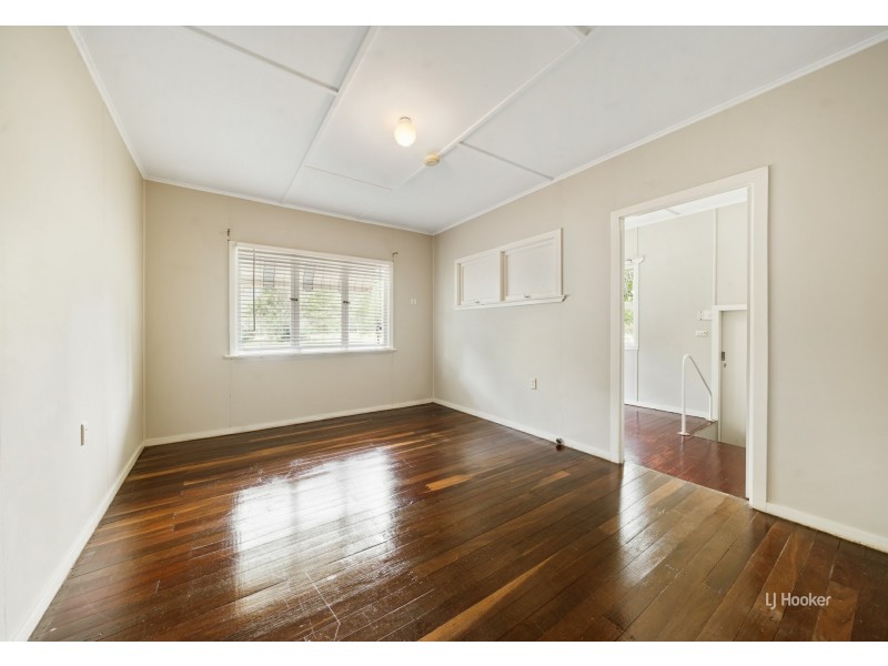 278 Ipswich Street, Esk QLD 4312