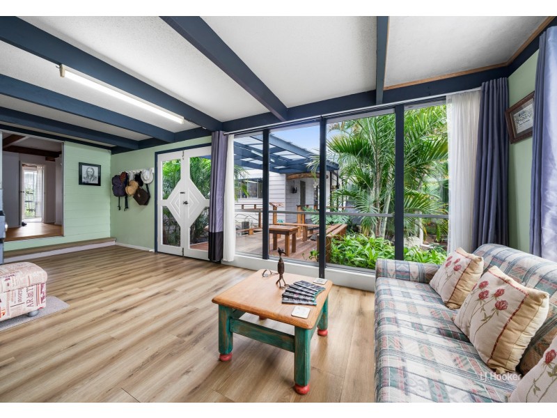 16 Mangerton Street, Toogoolawah QLD 4313