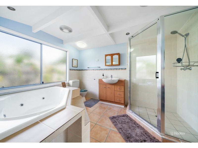 16 Mangerton Street, Toogoolawah QLD 4313