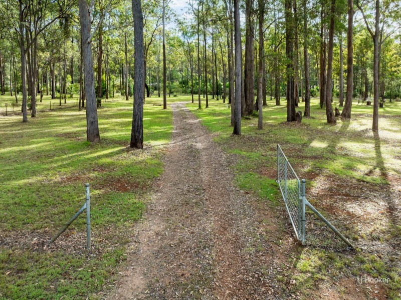 20 Brett Road, Blackbutt South QLD 4306