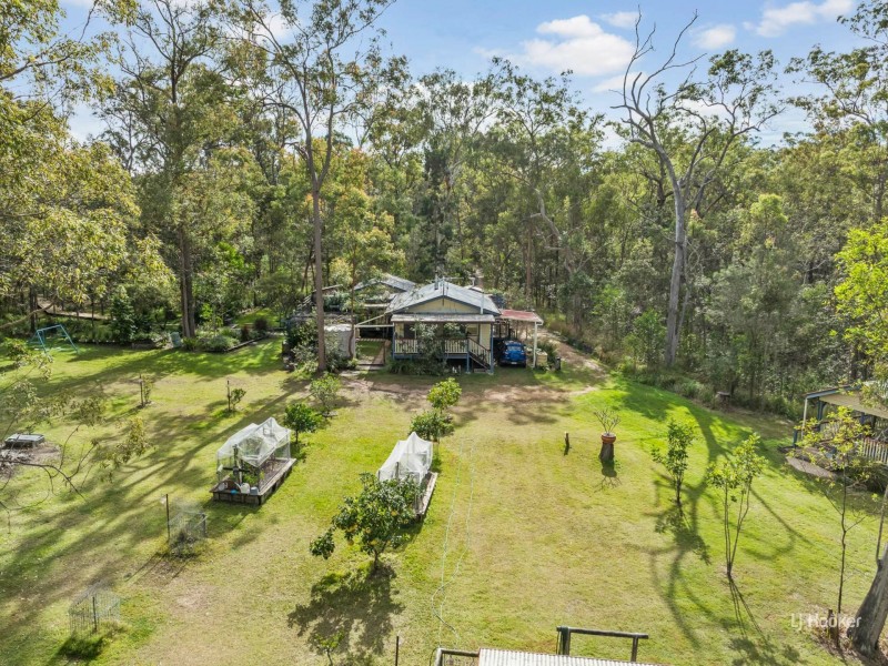 52 Countess Court, Mount Hallen QLD 4312