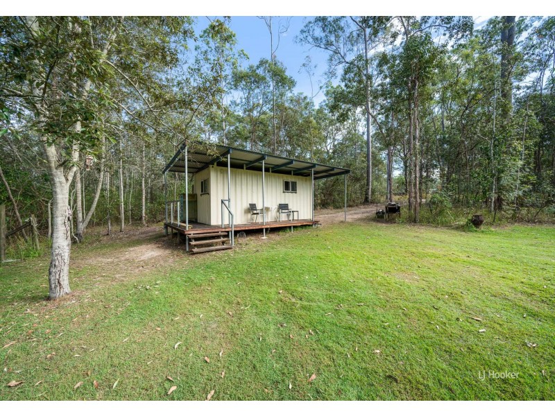 52 Countess Court, Mount Hallen QLD 4312