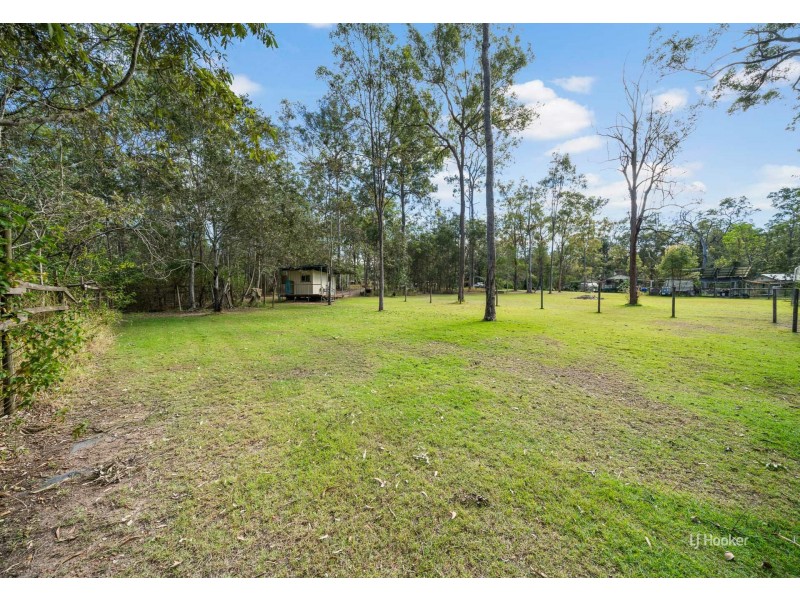 52 Countess Court, Mount Hallen QLD 4312