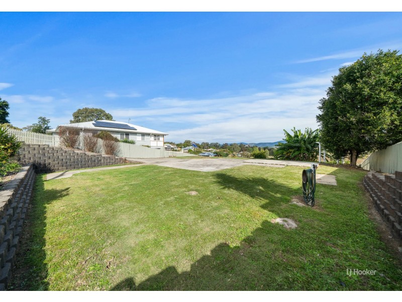 7 Golflinks Drive, Kilcoy QLD 4515