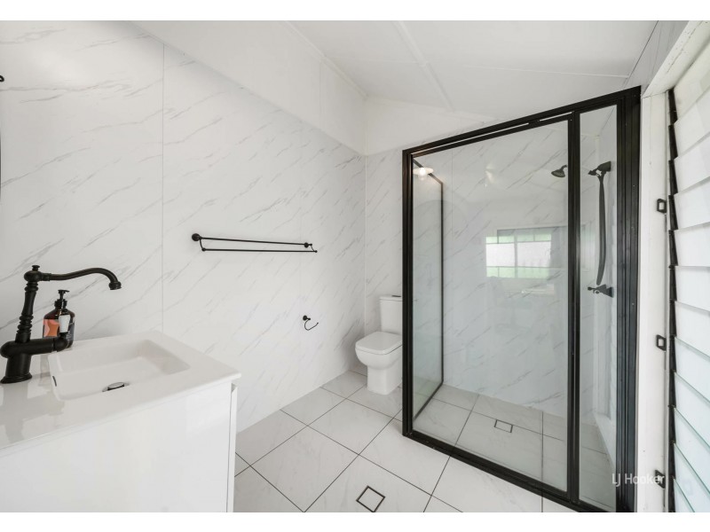 62 Hilary Road, Benarkin North QLD 4306