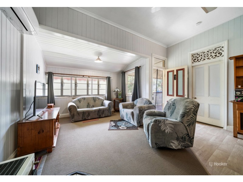 5 Edward Street, Toogoolawah QLD 4313