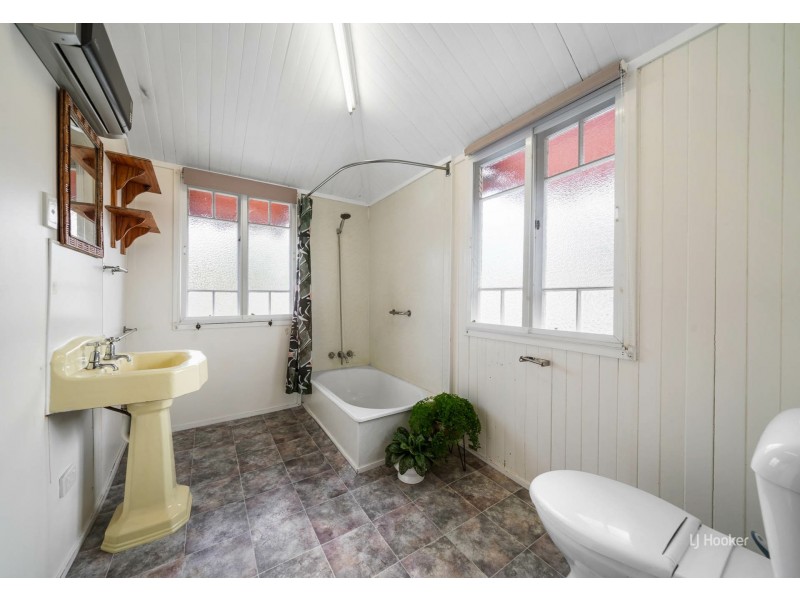 5 Edward Street, Toogoolawah QLD 4313