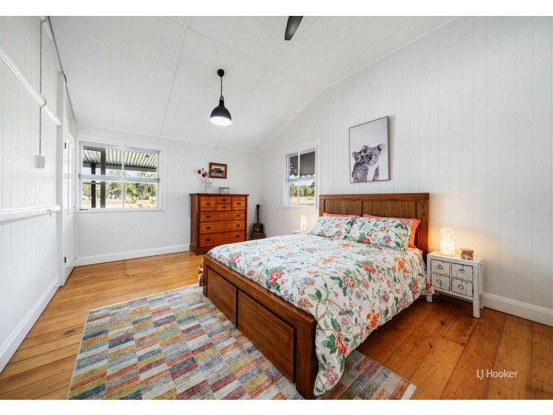 246 Deadhorse Lane, Toogoolawah QLD 4313